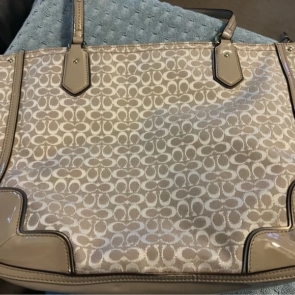 Coach tote Purse F1382-26414 - Picture 15 of 16